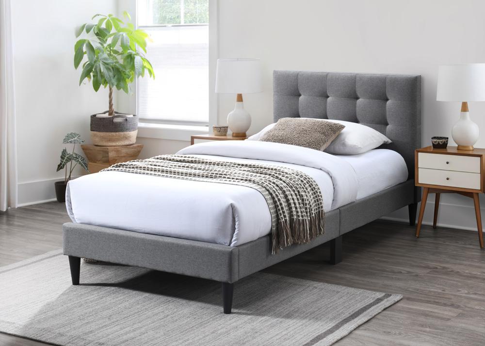 Elegance enkeltseng med madrass og sengegavl 90x200